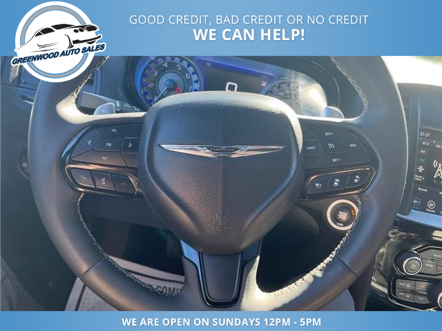 2023 Chrysler 300 S (Stk: 23-593298) in Greenwood - Image 17 of 23