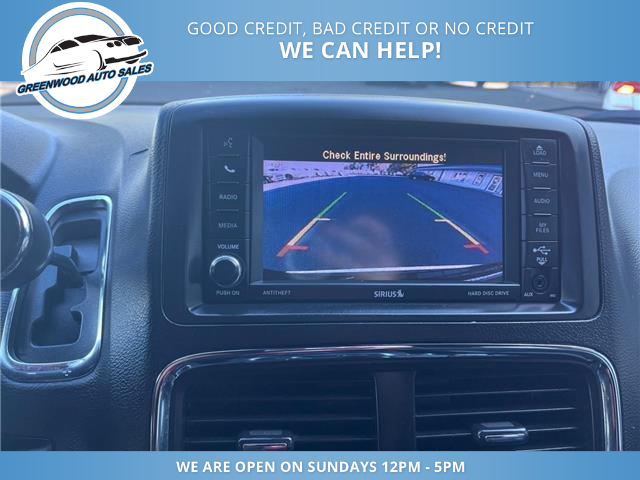 2020 Dodge Grand Caravan Premium Plus (Stk: 20-181197) in Greenwood - Image 18 of 20