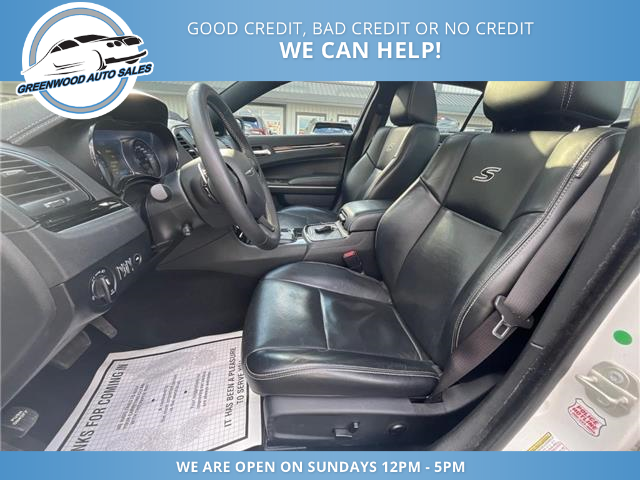 2023 Chrysler 300 S (Stk: 23-593295) in Greenwood - Image 13 of 24