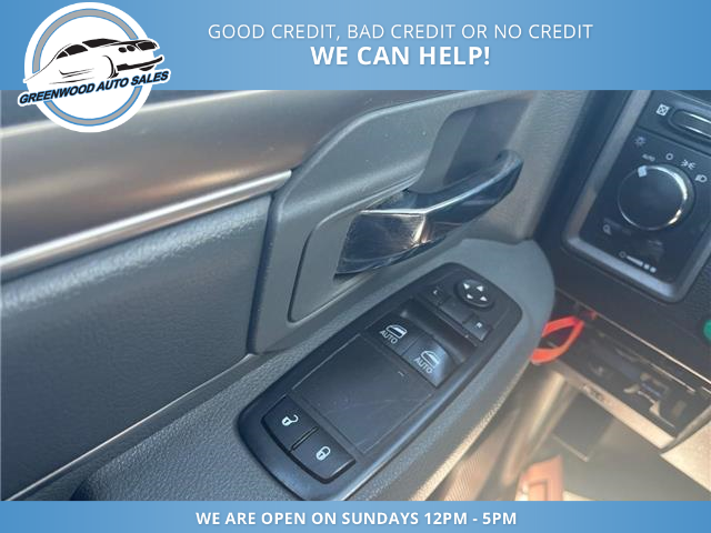 2017 RAM 1500 ST (Stk: 17-708341) in Greenwood - Image 12 of 15