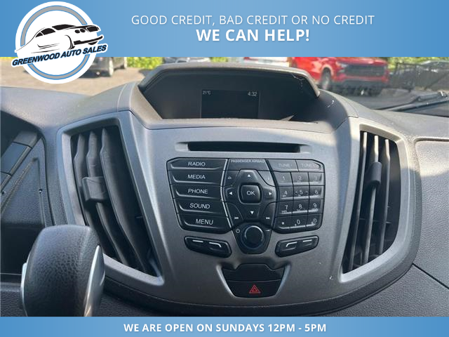 2019 Ford Transit-250 Base (Stk: 19-A45406) in Greenwood - Image 16 of 19