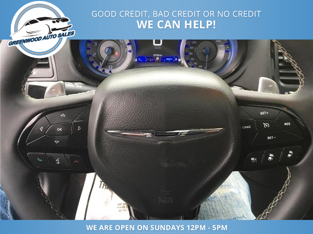 2023 Chrysler 300 S (Stk: 23-585529) in Greenwood - Image 18 of 20