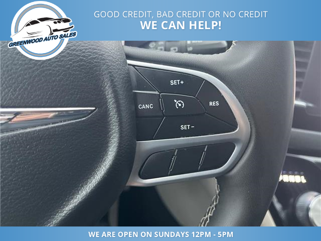 2024 Chrysler Grand Caravan SXT (Stk: 24-107294) in Greenwood - Image 14 of 17