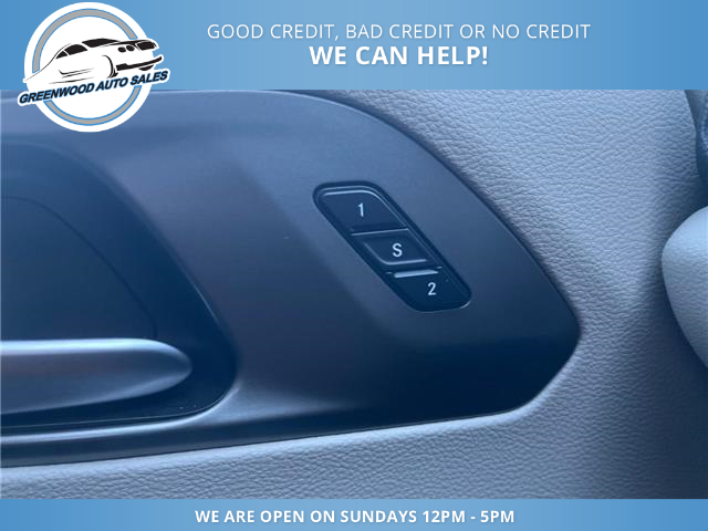 2023 Chrysler Pacifica Touring-L (Stk: 23-565733) in Greenwood - Image 16 of 22