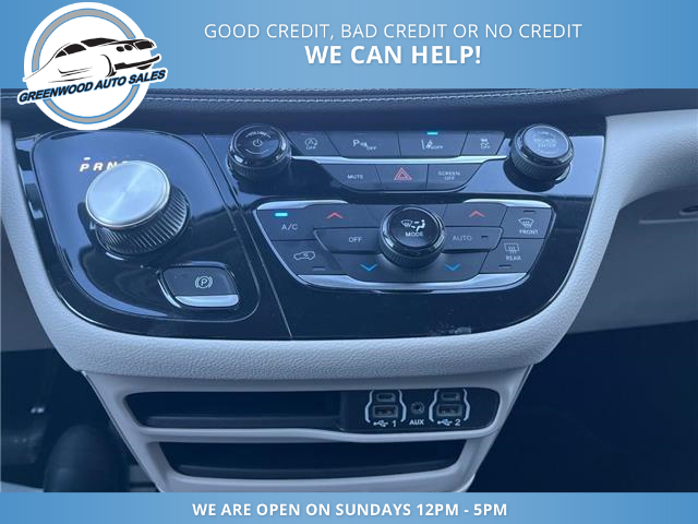 2023 Chrysler Pacifica Touring-L (Stk: 23-565733) in Greenwood - Image 20 of 22