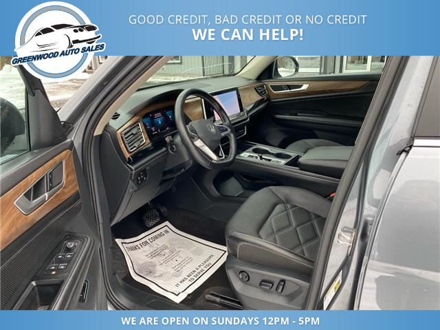 2024 Volkswagen Atlas 2.0 TSI Comfortline (Stk: 24-596740) in Greenwood - Image 12 of 20