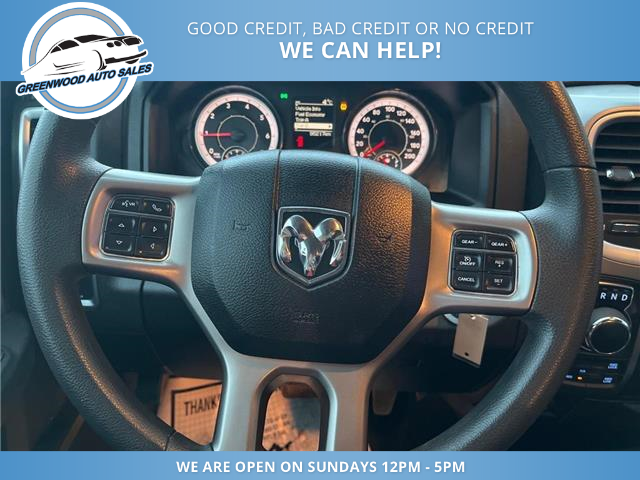 2023 RAM 1500 Classic SLT (Stk: 23-621006) in Greenwood - Image 9 of 15