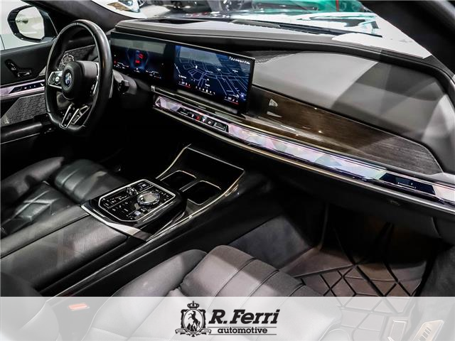 2024 BMW 760 i xDrive (Stk: 34144A) in Woodbridge - Image 11 of 28