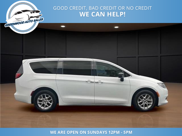 2024 Chrysler Grand Caravan SXT (Stk: 24-158915) in Greenwood - Image 5 of 21