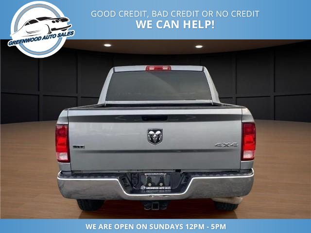 2023 RAM 1500 Classic SLT (Stk: 23-663041) in Greenwood - Image 7 of 19