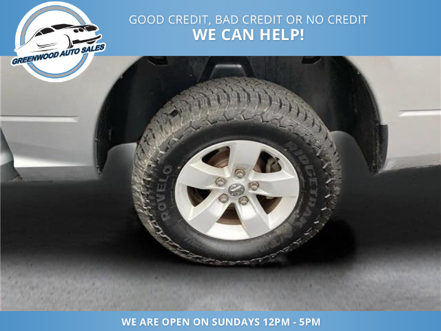 2023 RAM 1500 Classic SLT (Stk: 23-663041) in Greenwood - Image 9 of 19