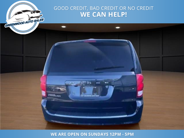 2020 Dodge Grand Caravan Premium Plus (Stk: 20-181197) in Greenwood - Image 7 of 20