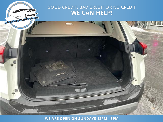 2022 Nissan Rogue S (Stk: 22-687176) in Greenwood - Image 10 of 17