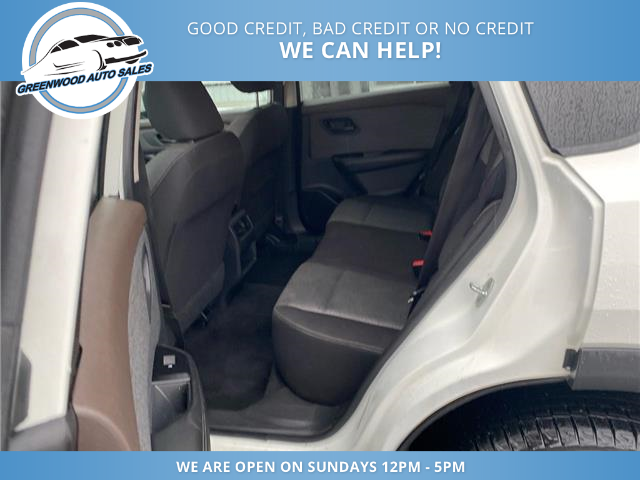 2022 Nissan Rogue S (Stk: 22-687176) in Greenwood - Image 11 of 17