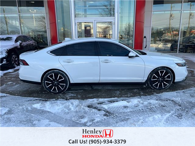 2023 Honda Accord Hybrid Touring (Stk: H22532A) in St. Catharines - Image 12 of 22