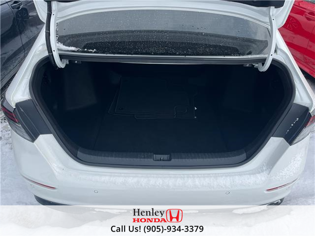 2023 Honda Accord Hybrid Touring (Stk: H22532A) in St. Catharines - Image 16 of 22