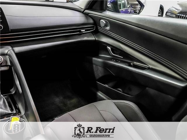 2022 Hyundai Elantra Preferred (Stk: 34714A) in Woodbridge - Image 11 of 23