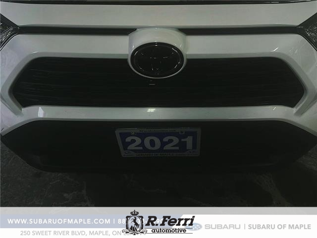 2021 Toyota RAV4 LE (Stk: S27209A) in Vaughan - Image 6 of 15