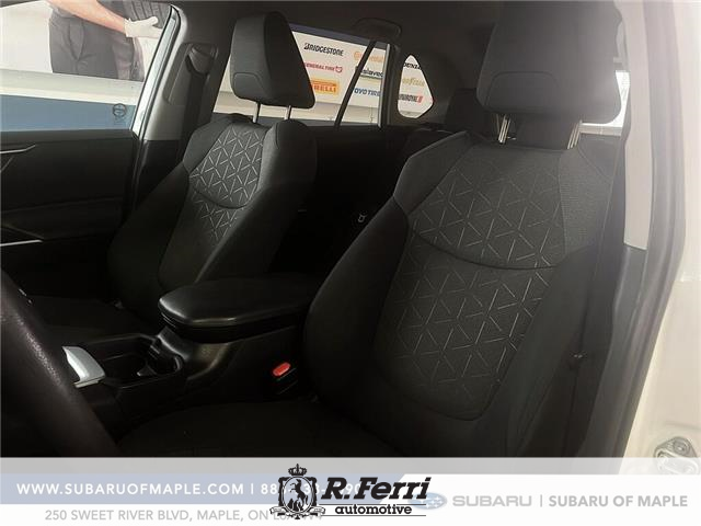 2021 Toyota RAV4 LE (Stk: S27209A) in Vaughan - Image 8 of 15