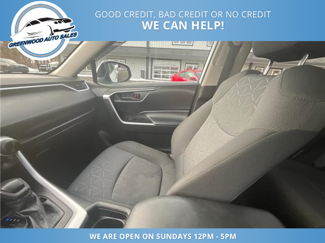 2021 Toyota RAV4 LE (Stk: 21-196022) in Greenwood - Image 8 of 16