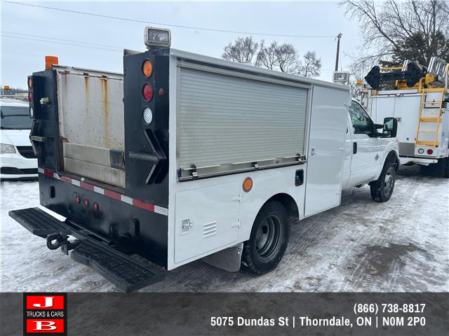 2011 Ford F-350 Chassis XLT (Stk: 9255) in Thordale - Image 2 of 5