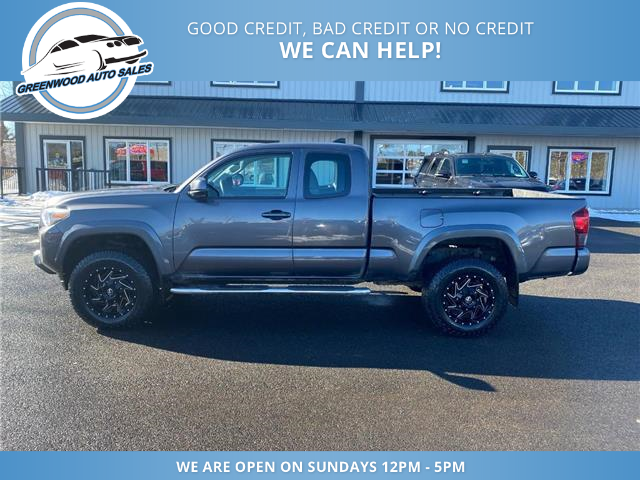 2018 Toyota Tacoma SR+ (Stk: 18-103572) in Greenwood - Image 1 of 14