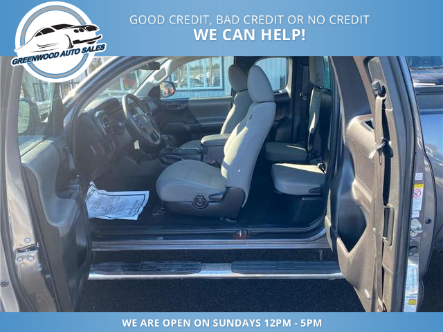 2018 Toyota Tacoma SR+ (Stk: 18-103572) in Greenwood - Image 10 of 14