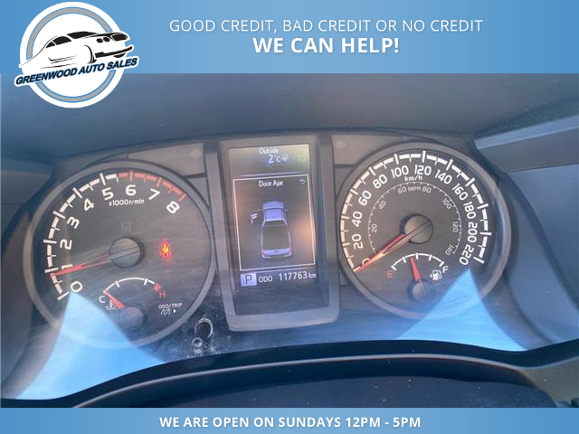 2018 Toyota Tacoma SR+ (Stk: 18-103572) in Greenwood - Image 12 of 14