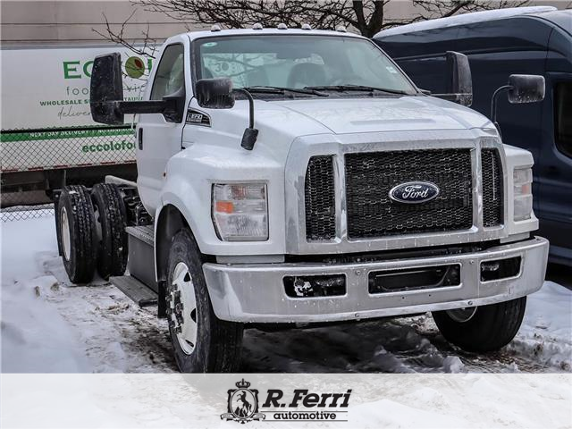 2027 Ford F-650 Diesel Base (Stk: V0003) in Woodbridge - Image 3 of 11