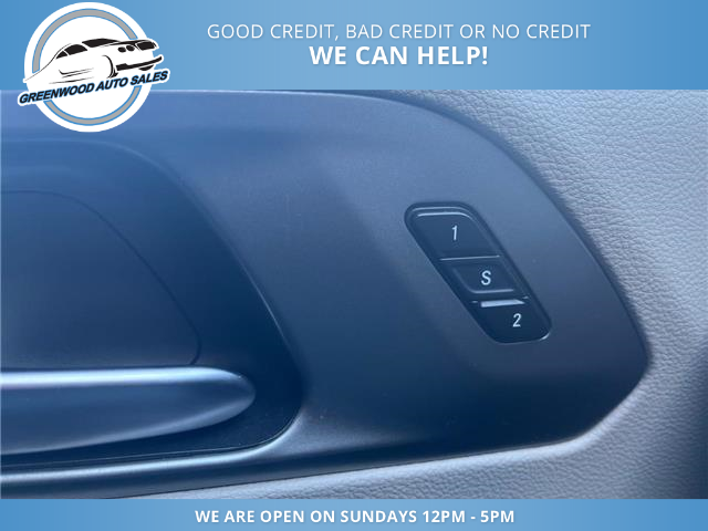 2023 Chrysler Pacifica Touring-L (Stk: 23-561196) in Greenwood - Image 16 of 22