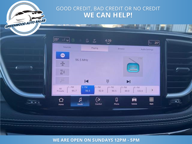 2023 Chrysler Pacifica Touring-L (Stk: 23-561196) in Greenwood - Image 18 of 22