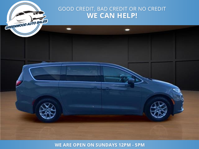 2023 Chrysler Pacifica Touring-L (Stk: 23-561239) in Greenwood - Image 4 of 17