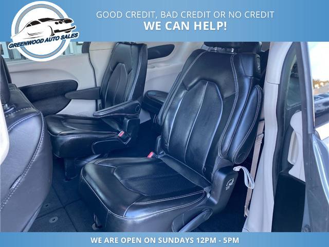 2023 Chrysler Pacifica Touring-L (Stk: 23-561239) in Greenwood - Image 10 of 17