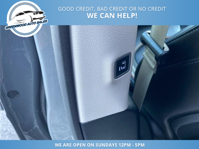 2023 Chrysler Pacifica Touring-L (Stk: 23-561239) in Greenwood - Image 11 of 17