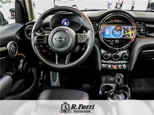 2024 MINI 5 Door Cooper S (Stk: U1860) in Woodbridge - Image 9 of 26 2024 MINI 5 Door Cooper S (Stk: U1860) in Woodbridge - Image 9 of 26