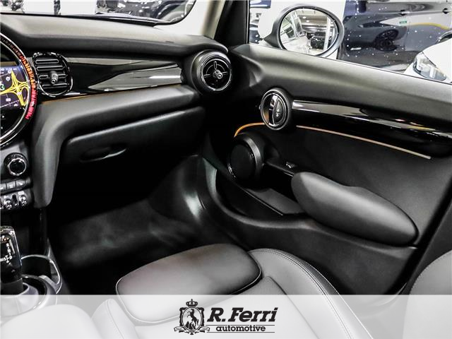 2024 MINI 5 Door Cooper S (Stk: U1860) in Woodbridge - Image 11 of 26 2024 MINI 5 Door Cooper S (Stk: U1860) in Woodbridge - Image 11 of 26