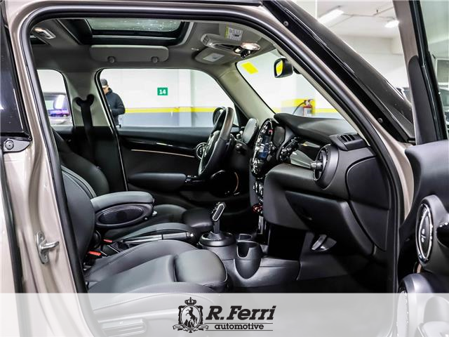 2024 MINI 5 Door Cooper S (Stk: U1860) in Woodbridge - Image 12 of 26 2024 MINI 5 Door Cooper S (Stk: U1860) in Woodbridge - Image 12 of 26