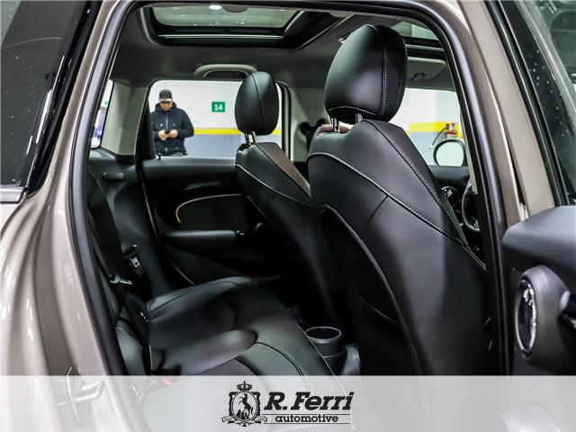 2024 MINI 5 Door Cooper S (Stk: U1860) in Woodbridge - Image 14 of 26 2024 MINI 5 Door Cooper S (Stk: U1860) in Woodbridge - Image 14 of 26