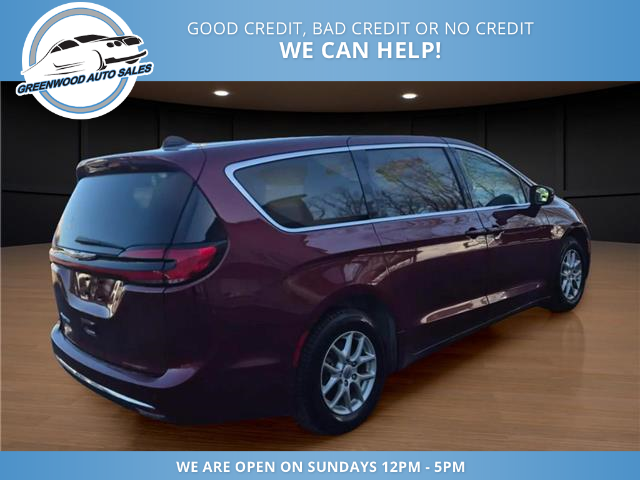 2023 Chrysler Pacifica Touring-L (Stk: 23-613499) in Greenwood - Image 5 of 17