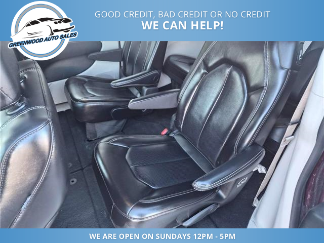 2023 Chrysler Pacifica Touring-L (Stk: 23-613499) in Greenwood - Image 9 of 17