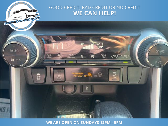 2022 Toyota RAV4 Hybrid XLE (Stk: 22-138012) in Greenwood - Image 17 of 18