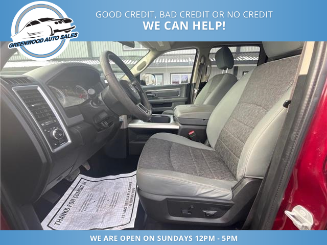 2019 RAM 1500 Classic SLT (Stk: 19-724466) in Greenwood - Image 6 of 17