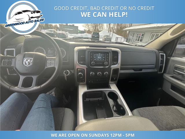 2019 RAM 1500 Classic SLT (Stk: 19-724466) in Greenwood - Image 7 of 17