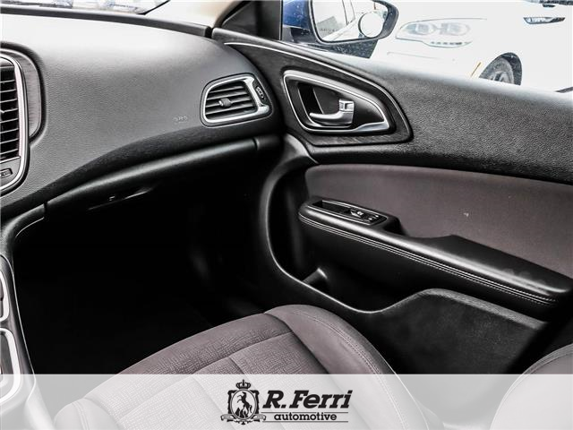 2015 Chrysler 200 Limited (Stk: T0309A) in Woodbridge - Image 12 of 22 2015 Chrysler 200 Limited (Stk: T0309A) in Woodbridge - Image 12 of 22
