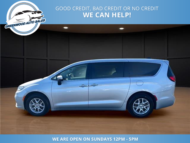 2023 Chrysler Pacifica Touring-L (Stk: 23-621817) in Greenwood - Image 2 of 21