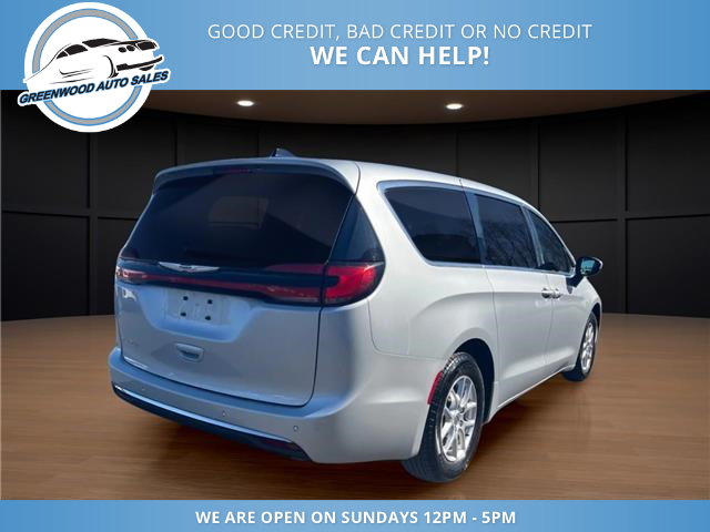 2023 Chrysler Pacifica Touring-L (Stk: 23-621817) in Greenwood - Image 6 of 21