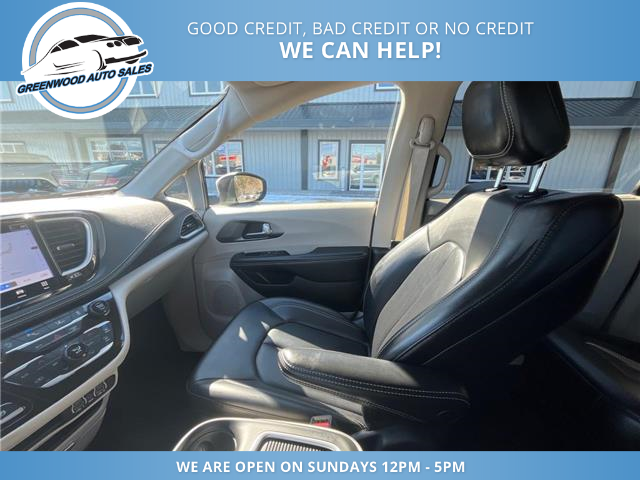 2023 Chrysler Pacifica Touring-L (Stk: 23-621817) in Greenwood - Image 11 of 21