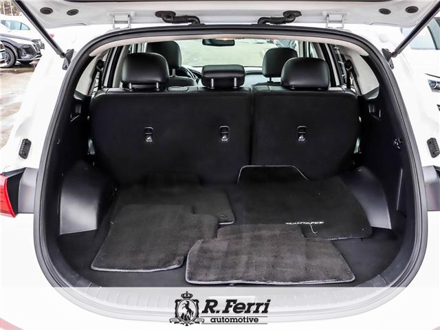 2020 Hyundai Santa Fe Preferred 2.4 w/Sun & Leather Package (Stk: U13454AA) in Woodbridge - Image 16 of 29 2020 Hyundai Santa Fe Preferred 2.4 w/Sun & Leather Package (Stk: U13454AA) in Woodbridge - Image 16 of 29