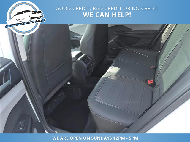 2024 Volkswagen Taos Comfortline (Stk: 24-015408) in Greenwood - Image 10 of 20