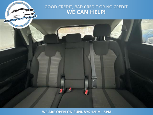 2022 Kia Sorento 2.5L LX+ (Stk: 22-119737) in Greenwood - Image 12 of 21